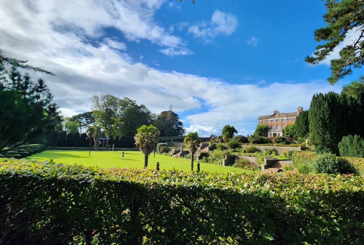 Tapeley Park & Gardens