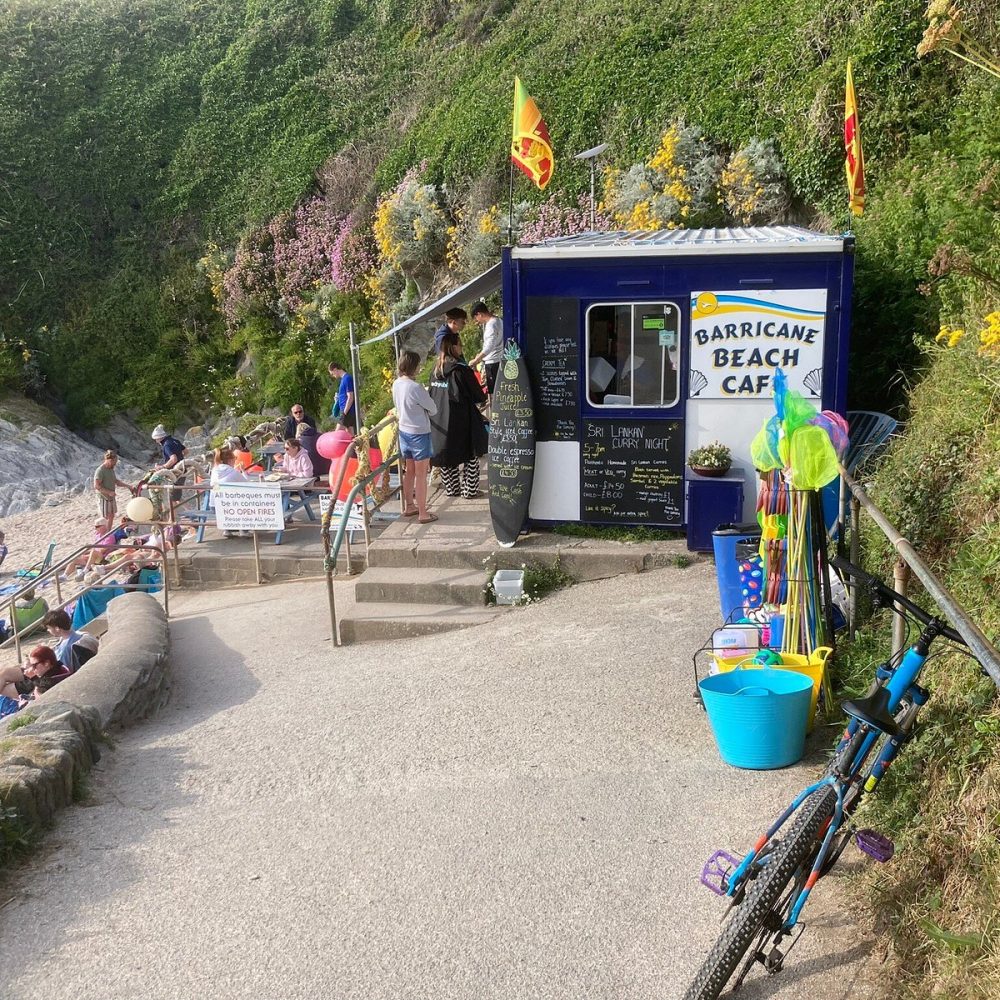 Barricane Beach Cafe