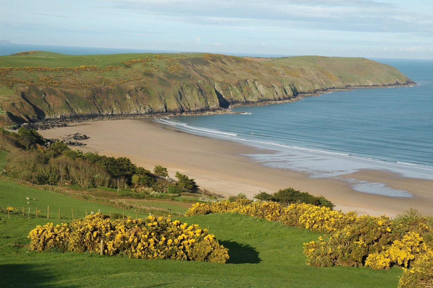Putsborough Sands Zone C: Year-Round Dog Access at Morte Bay's Quiet Southern Corner